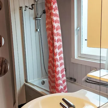 Ixi By Interhome *